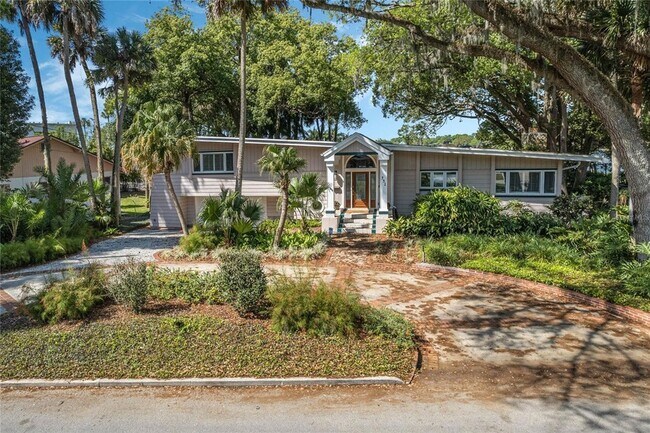 Building Photo - 751 Dommerich Dr