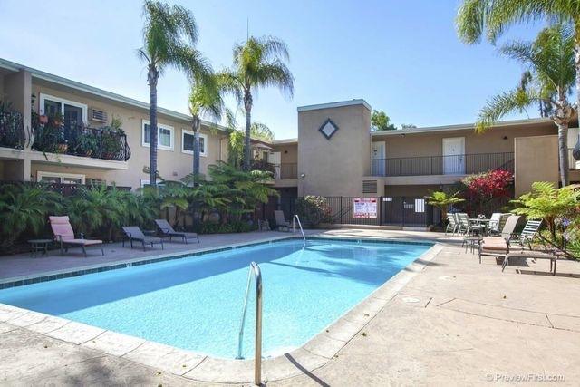 Piscina - 4570 54th St
