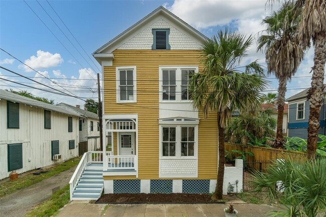 Building Photo - 514 17th St