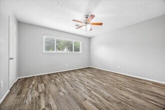 Building Photo - 5827 Southminster Dr