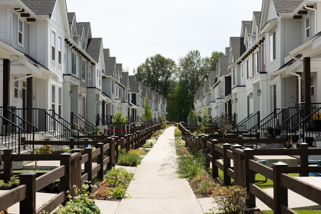 Primary Photo - Cedarbrook Row Homes