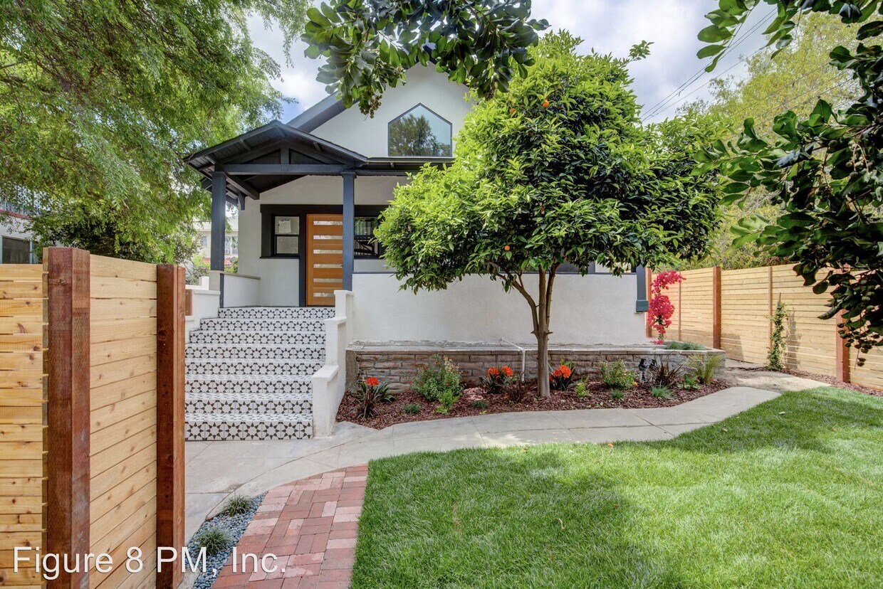 Primary Photo - 1127 N Westmoreland Ave