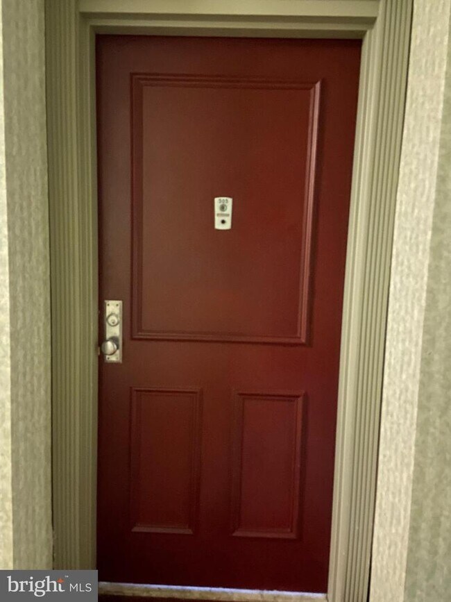 Foto del edificio - 1225 Martha Custis Dr