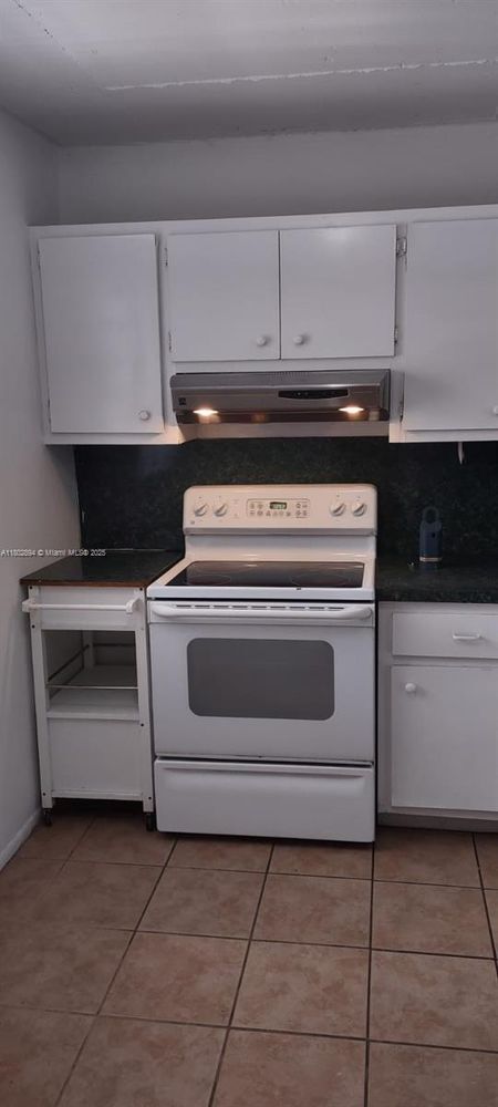Foto del edificio - 15600 NW 7th Ave