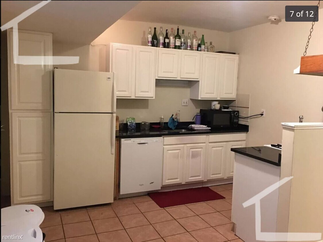 Foto principal - 3 br, 2 bath House - 110 Lanark Rd Apt 1K