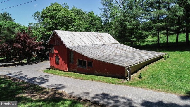 Building Photo - 18500 Upper Beckleysville Rd