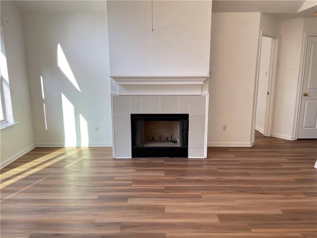 Building Photo - 9001 Wildwater Way
