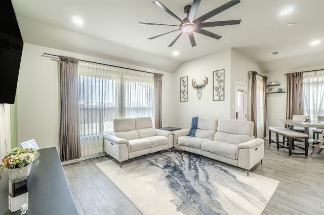 Foto del edificio - 3105 Lionsgate Dr