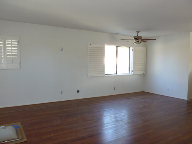 dining area with fan and window - 4748 W 170th St