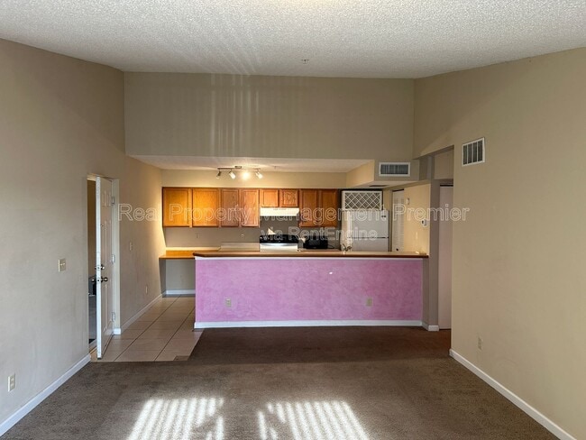 Foto del edificio - 9905 Westwood Dr