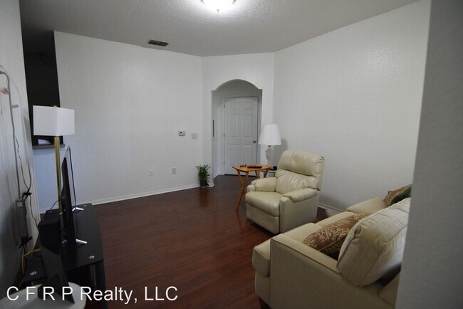 Building Photo - 839 Grand Regency Pointe