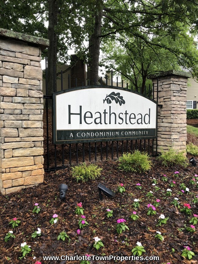 Foto del edificio - 6115 Heathstone Ln
