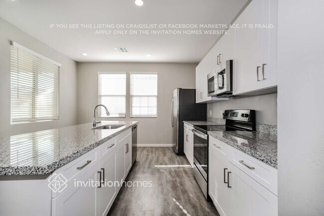 Foto del edificio - 18912 W Reade Ave