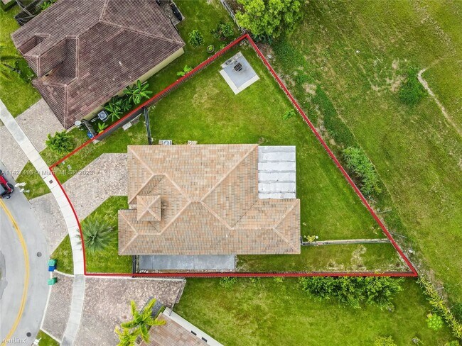 Building Photo - 4 br, 2 bath House - 28381 SW 128th Pl