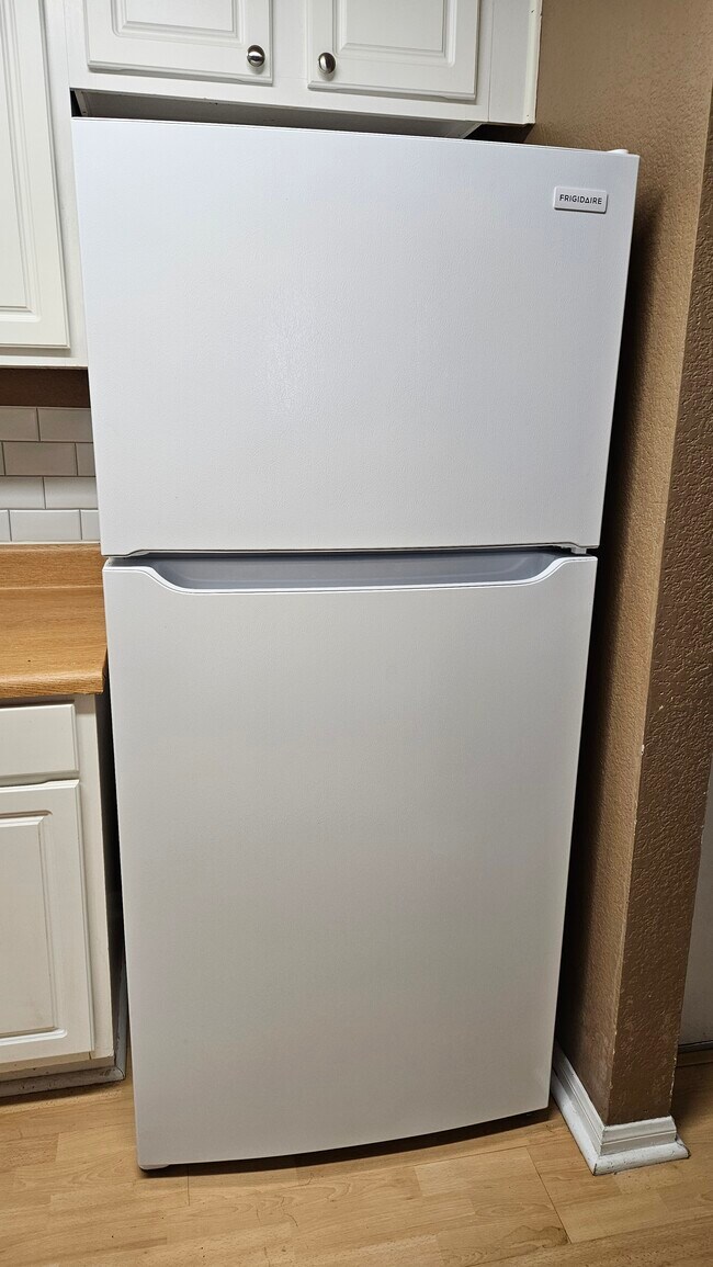 Building Photo - 3520 Lebon Dr