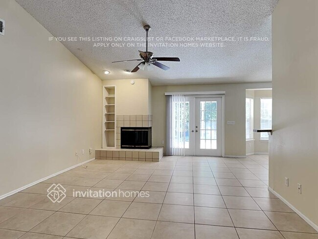 Foto del edificio - 7204 Lake Marsha Dr