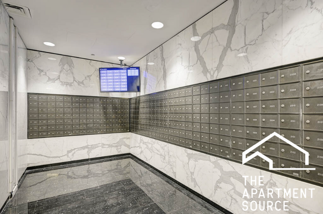 Building Photo - 1111 N Dearborn St