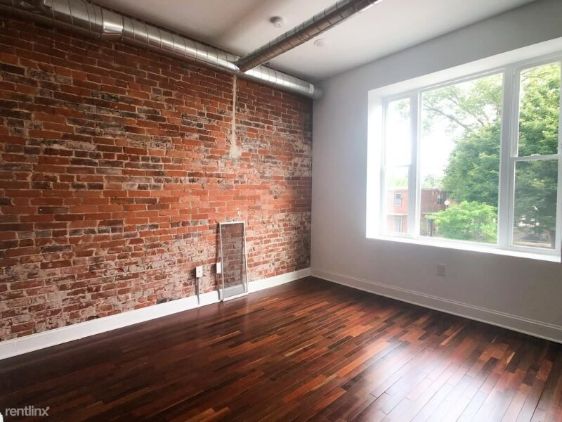 Foto principal - 3228 W Diamond St