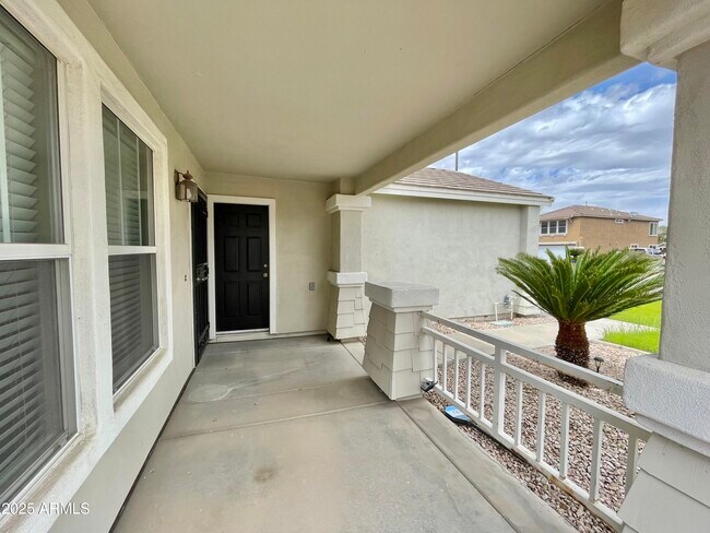Building Photo - 3863 E Latham Way