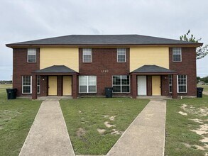 Building Photo - 1210 Industrial