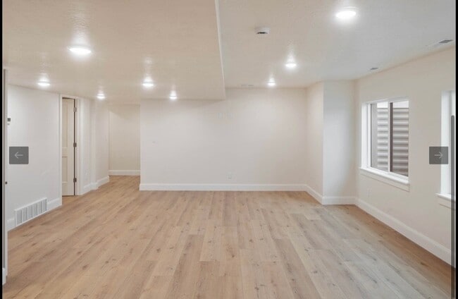 Building Photo - 52 W 650 N
