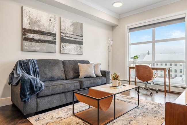 Building Photo - 2550 Battleford Ave SW