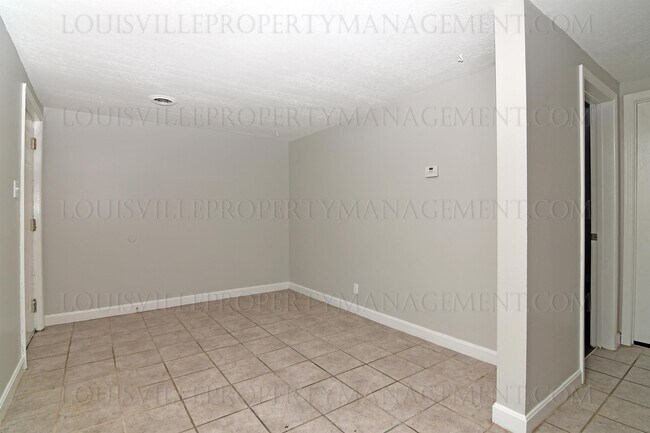 Foto del edificio - 2329 Rodman St