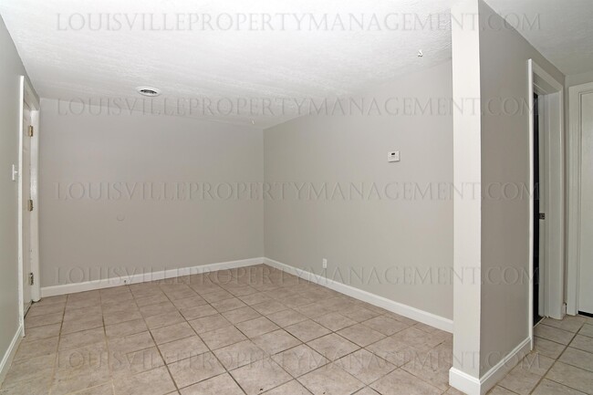 Building Photo - 2329 Rodman St