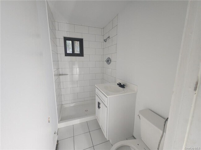 Building Photo - 9 Brevoort Dr