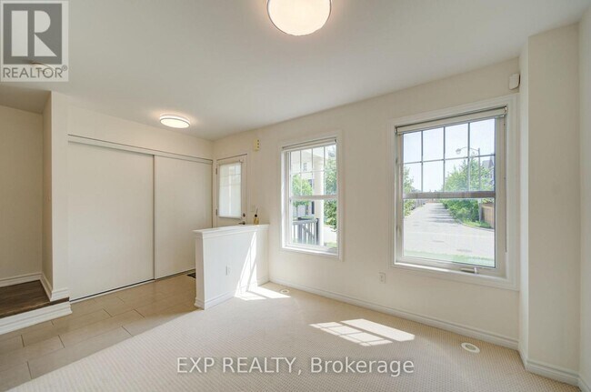 Building Photo - 9 Milt Storey Ln