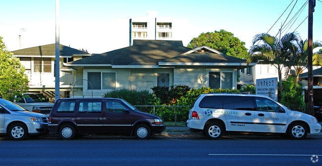 Building Photo - 904 Piikoi St