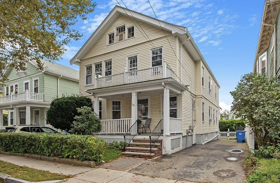 Primary Photo - 111 Beech St