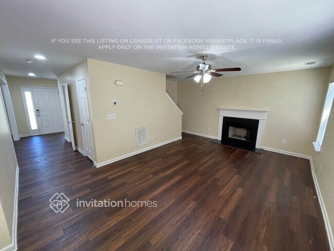 Building Photo - 7007 Hidden Creek Dr