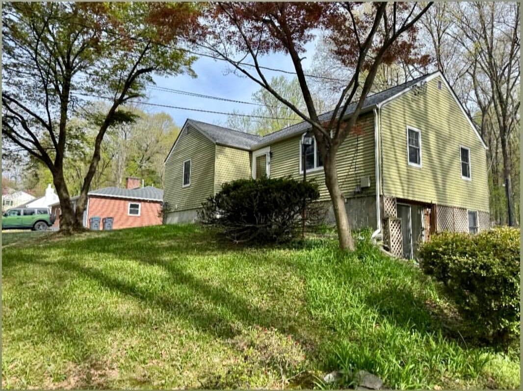 Foto principal - 24 Chestnut Ln