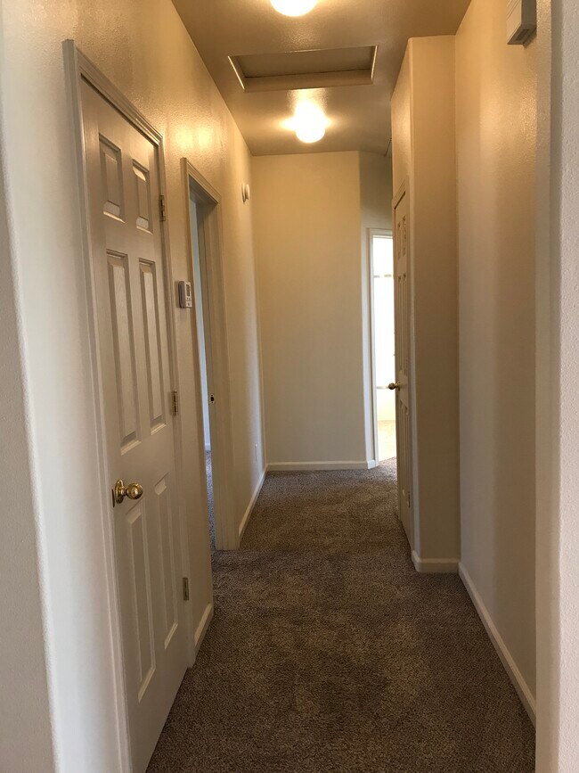 Foto del edificio - 15 Tierra Rosa Ln