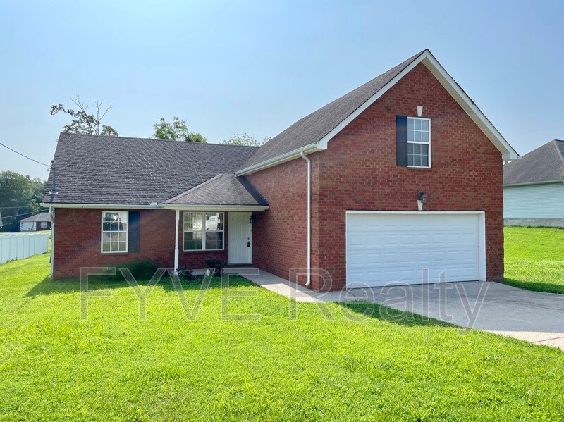 Primary Photo - 502 Barking Dr