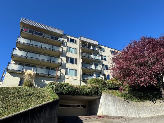 Foto del edificio - 1250 Taylor Ave N