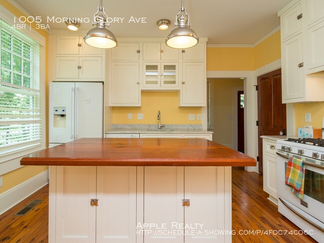 Building Photo - 1005 Morning Glory Ave - Available Now!