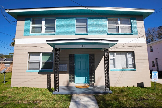 Foto del edificio - 849 W 30th St