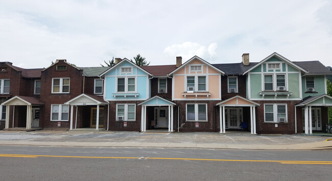 Building Photo - 993 National Rd