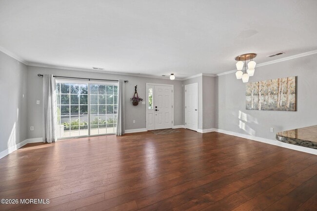 Building Photo - 62 Dover Ct
