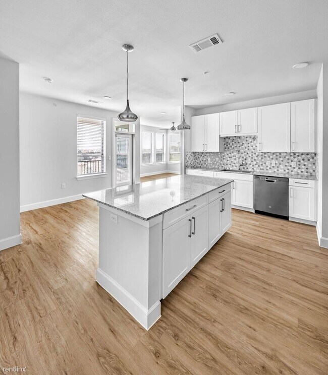 Foto del edificio - 2 br, 2 bath Condo - 26795 E University Dr...