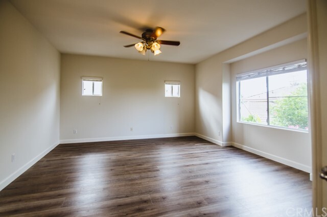 Building Photo - 9465 Rosemarie Ct