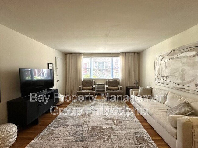 Building Photo - 570 N 23rd St