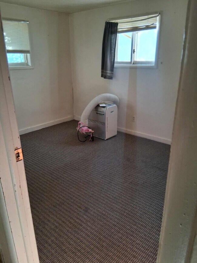 Foto del edificio - Cozy 2BD w/ Yard – Gas & Water Included – ...