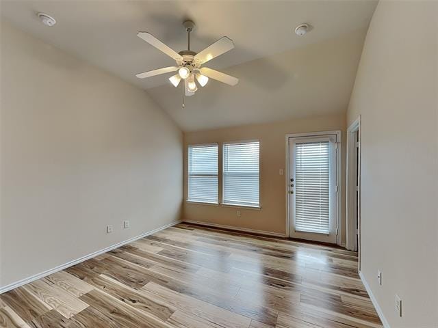 Foto del edificio - 1905 Sharpsbury Dr