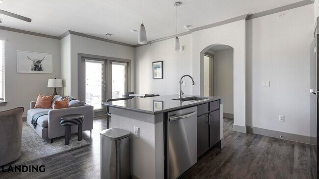 Foto del edificio - 12500 Shadowglen Trce