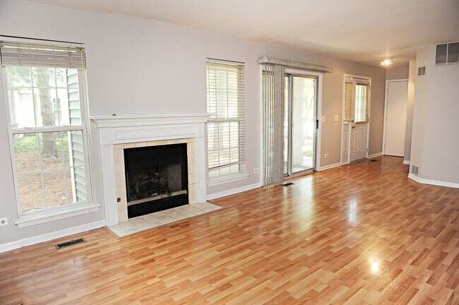 Building Photo - 1138 Talbots Ln