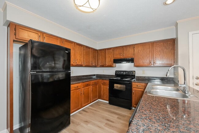 Foto del edificio - 2481 Meadowglen Trail