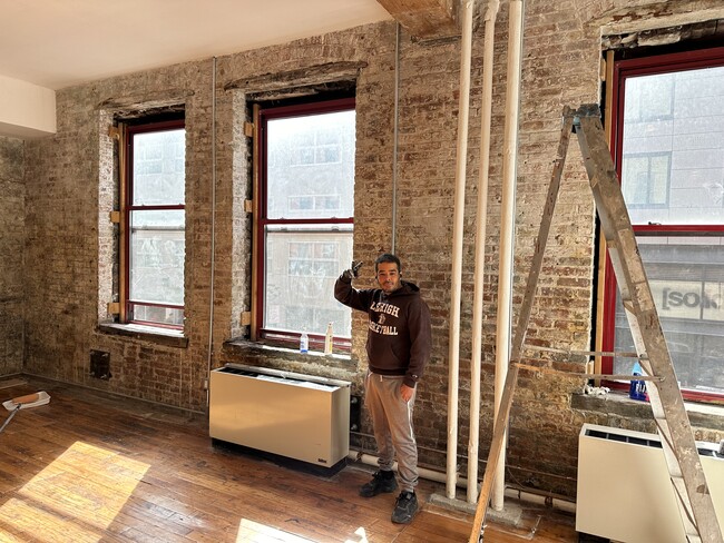 Building Photo - 85 N 3rd St